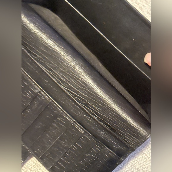 Preloved Gucci Jacquard/Leather Sherry Line Black Wallet; can use as crossbody. - Picture 11 of 12